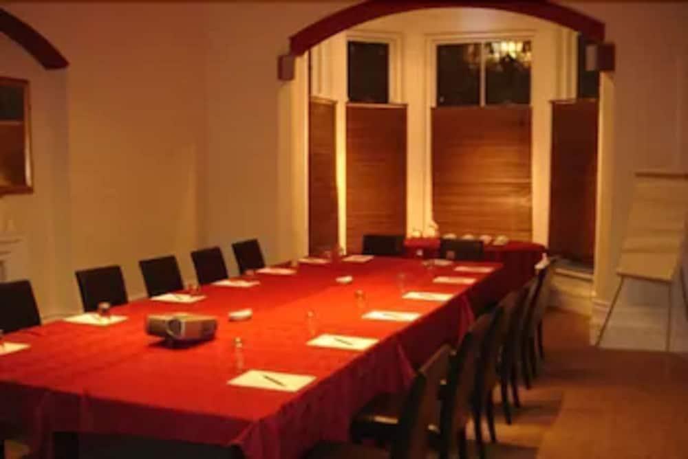 The Amblehurst Hotel Sale Εξωτερικό φωτογραφία